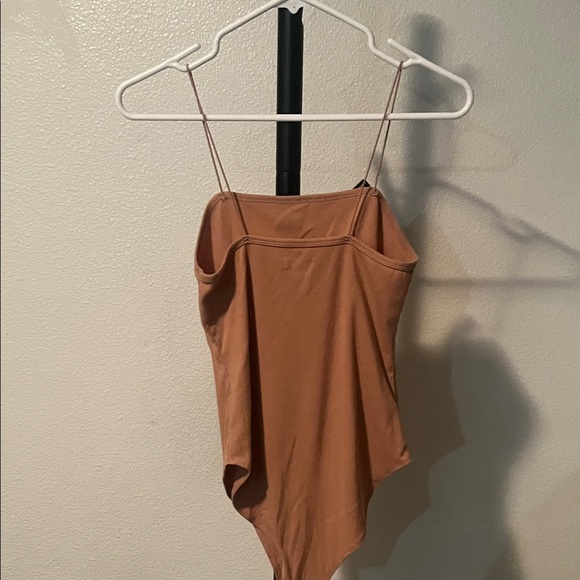 Wild Fable Tan Bodysuit - Picture 4 of 4